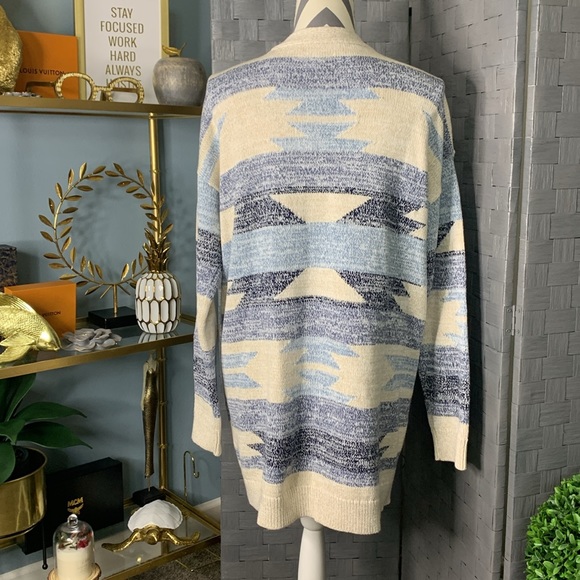 Lucky Brand Jersey Intarsia Aztec Print Cardigan Sweater - Picture 4 of 5